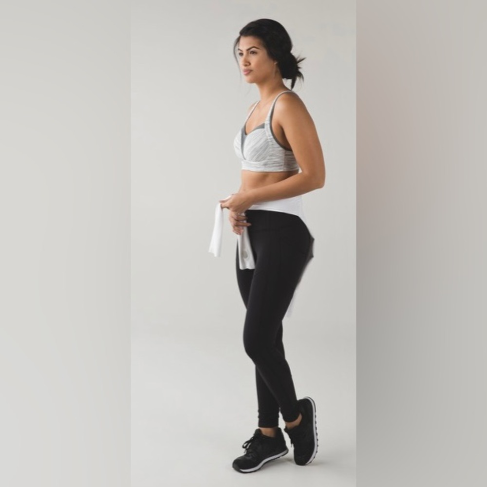 Lululemon Athletica Ta Ta Tamer III